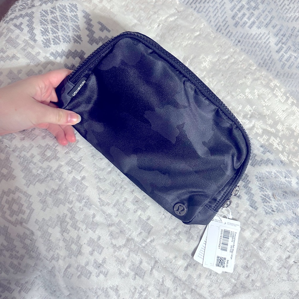 Lululemon belt bag